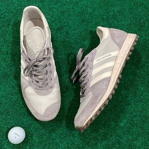 Mens Adidas TRX Vintage running sneaker